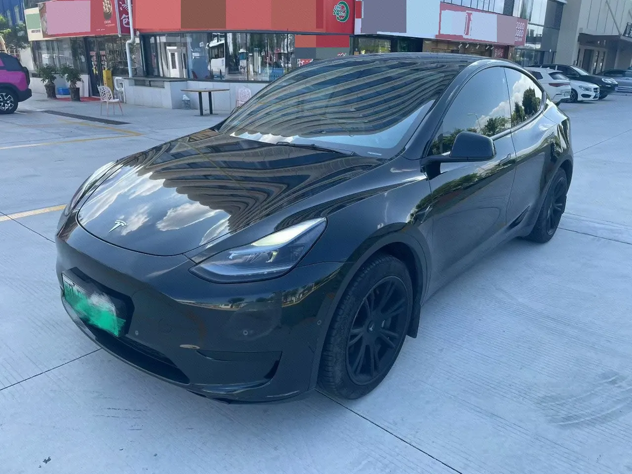 打开图片灯箱:Tesla 2022 Model Y rear-wheel drive version (facelift) automatic gear