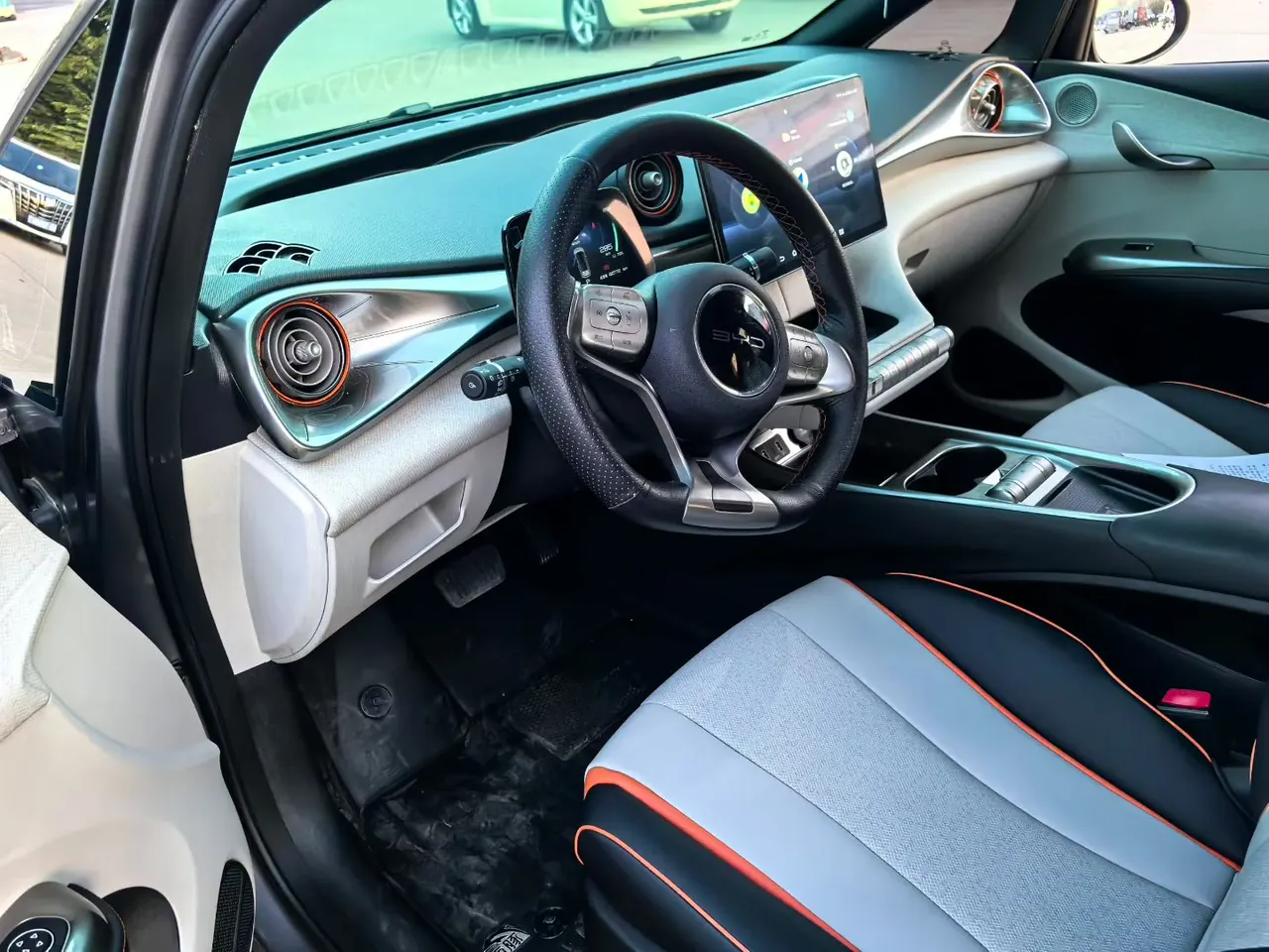 BYD 2021 Dolphin 405km Fashion Edition Automatic 4