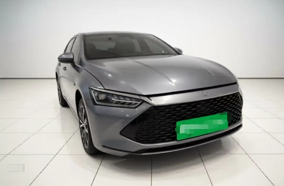 BYD 2021 Qin PLUS DM-i 1.5 stepless 120KM automatic gear 3