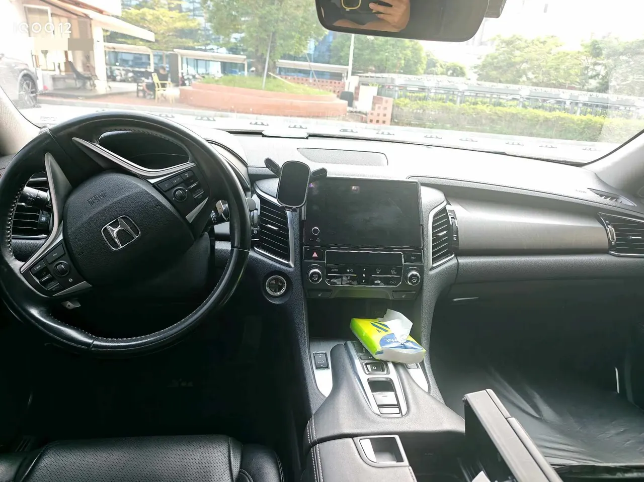 Honda 2020 Crown Road 2.0T 370TURBO Two-Drive Deluxe Automatic Gear 4