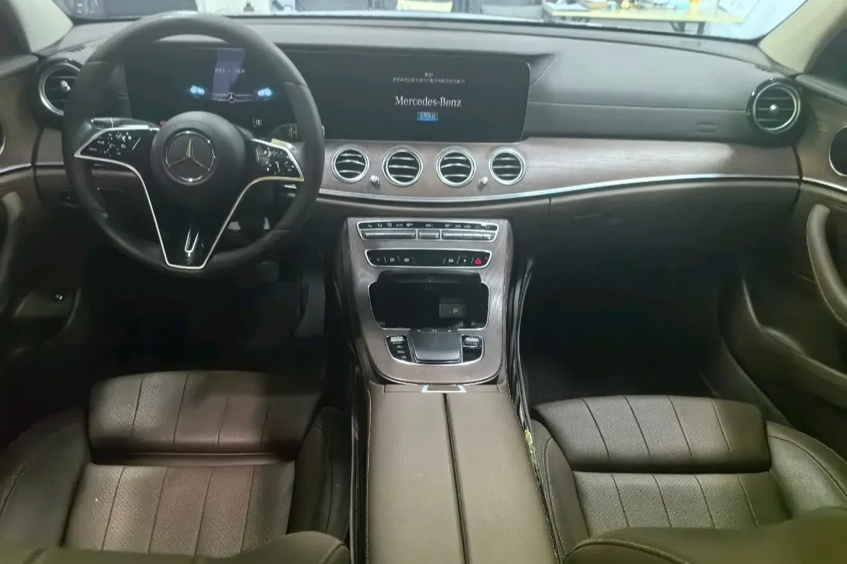 Mercedes Benz E-Class 2023 E 260 L 2.0T (Modified) Automatic Gear 5