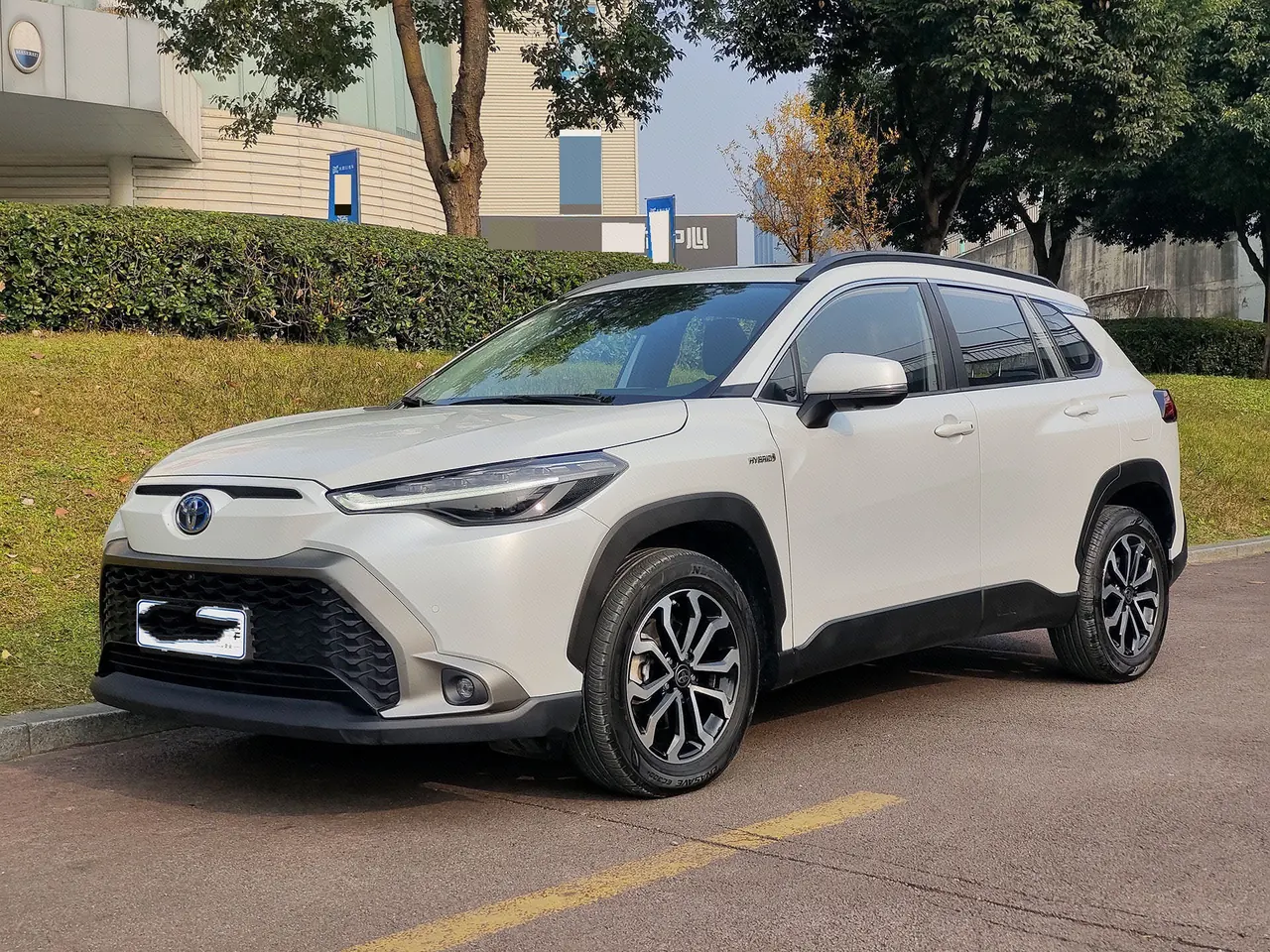 Toyota 2023 Fenglanda Shuangqing 2.0 Stepless Intelligent Electric Hybrid Leading Edition Automatic Gear - View 1