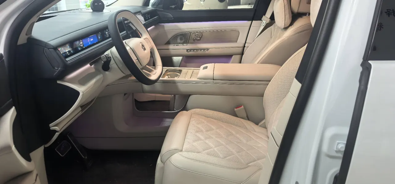 NIO 2026 ES8 6-seat executive deluxe automatic gear 5