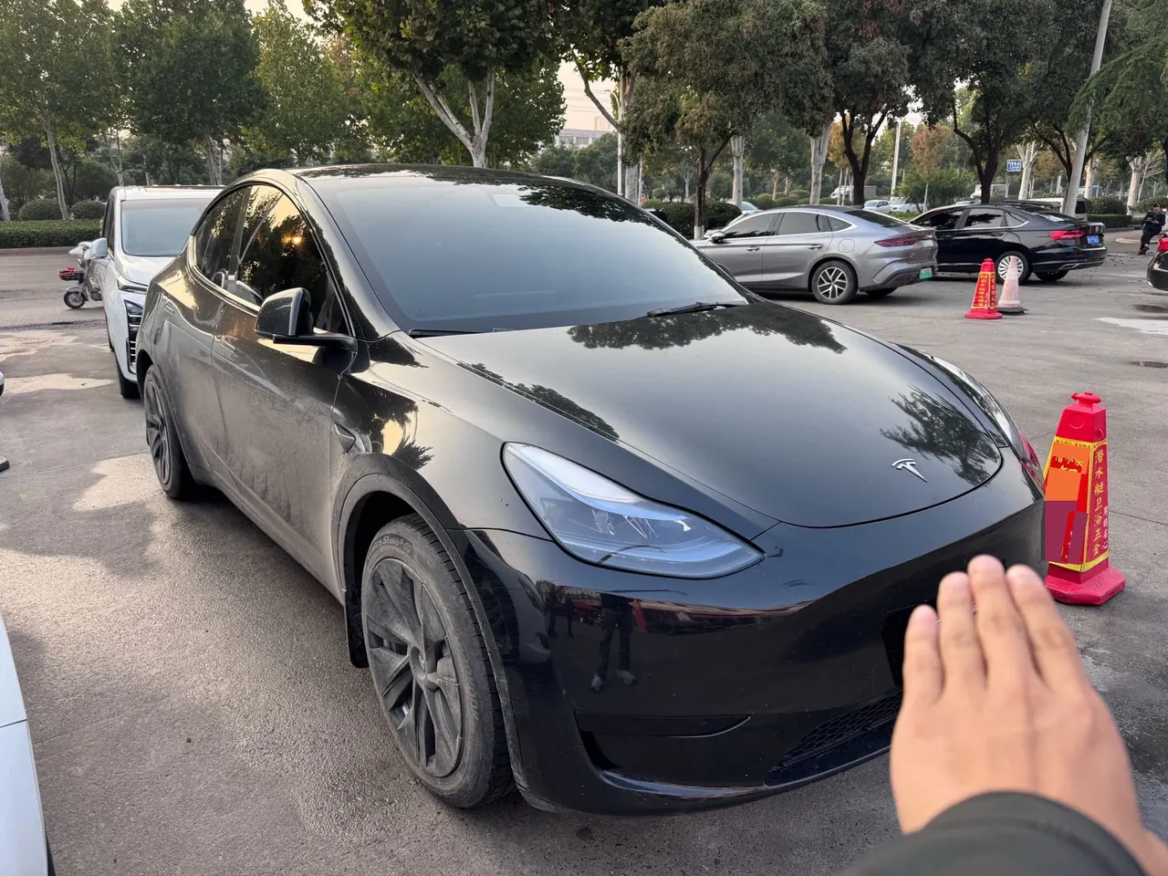Tesla 2022 Model Y rear-wheel drive version (facelift) automatic gear 2