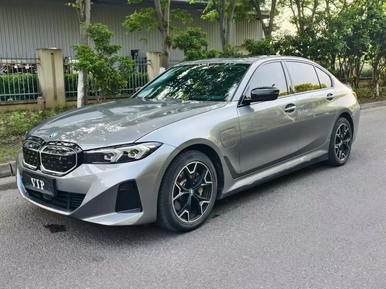 BMW 2022 i3 eDrive 35L automatic gear - View 1