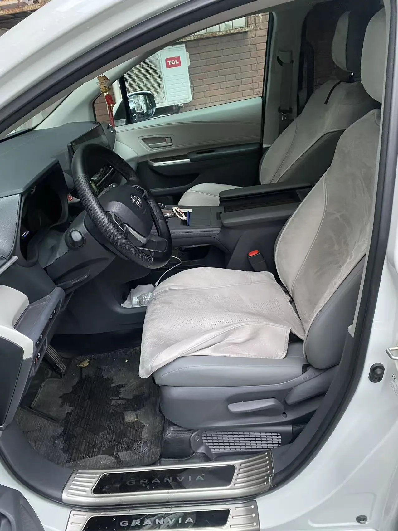 Toyota 2024 Grevia HYBRID 2.5 Stepless Comfort Edition Automatic Transmission 9