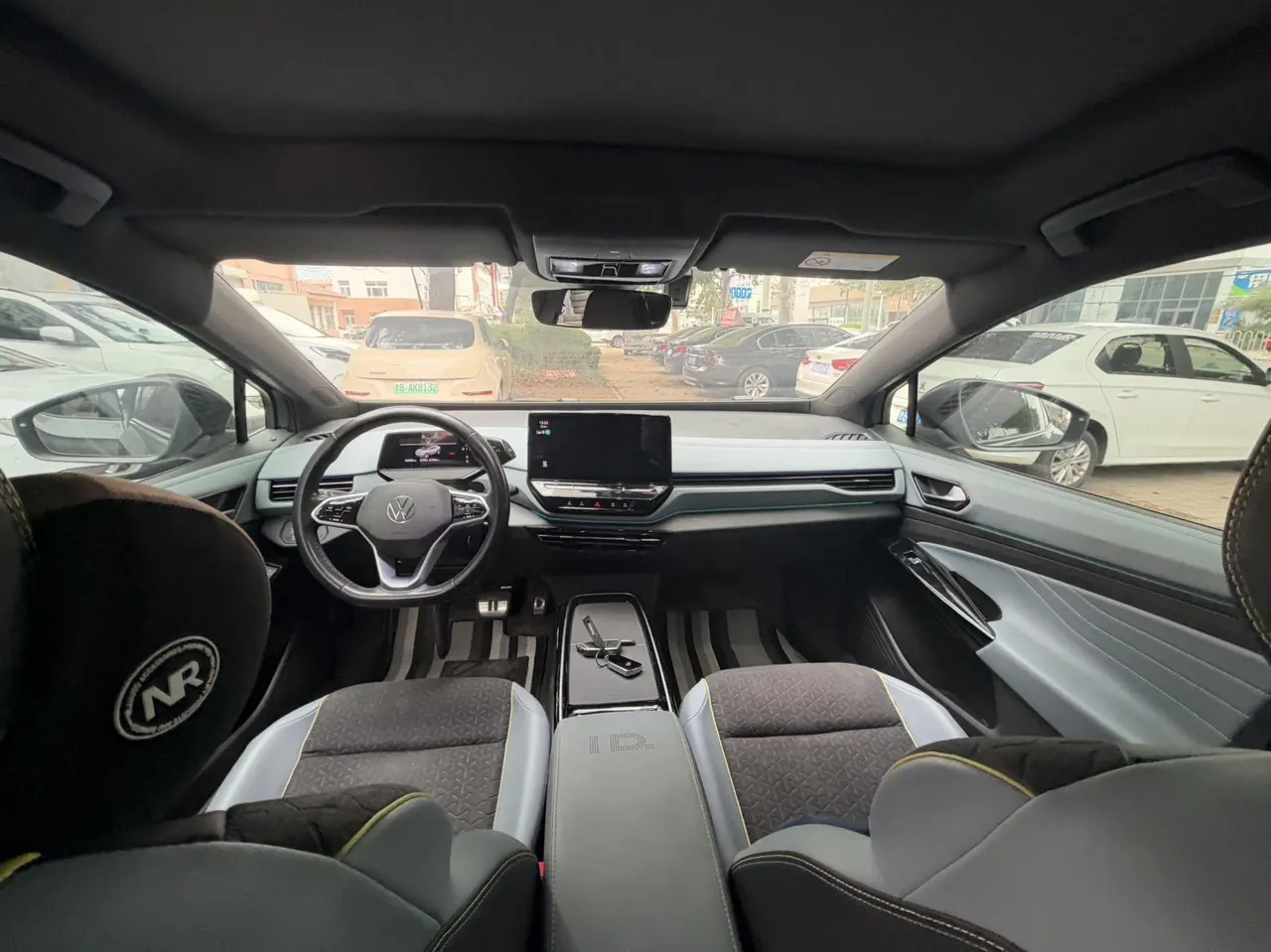 Volkswagen 2022 ID. 4 x Smart Long-Range Version, Automatic Transmission 5