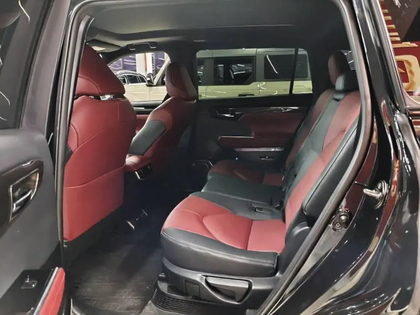 Toyota 2022 Crown Land Release 2.5 Stepless Four-wheel Drive Flagship Automatic Gear 4
