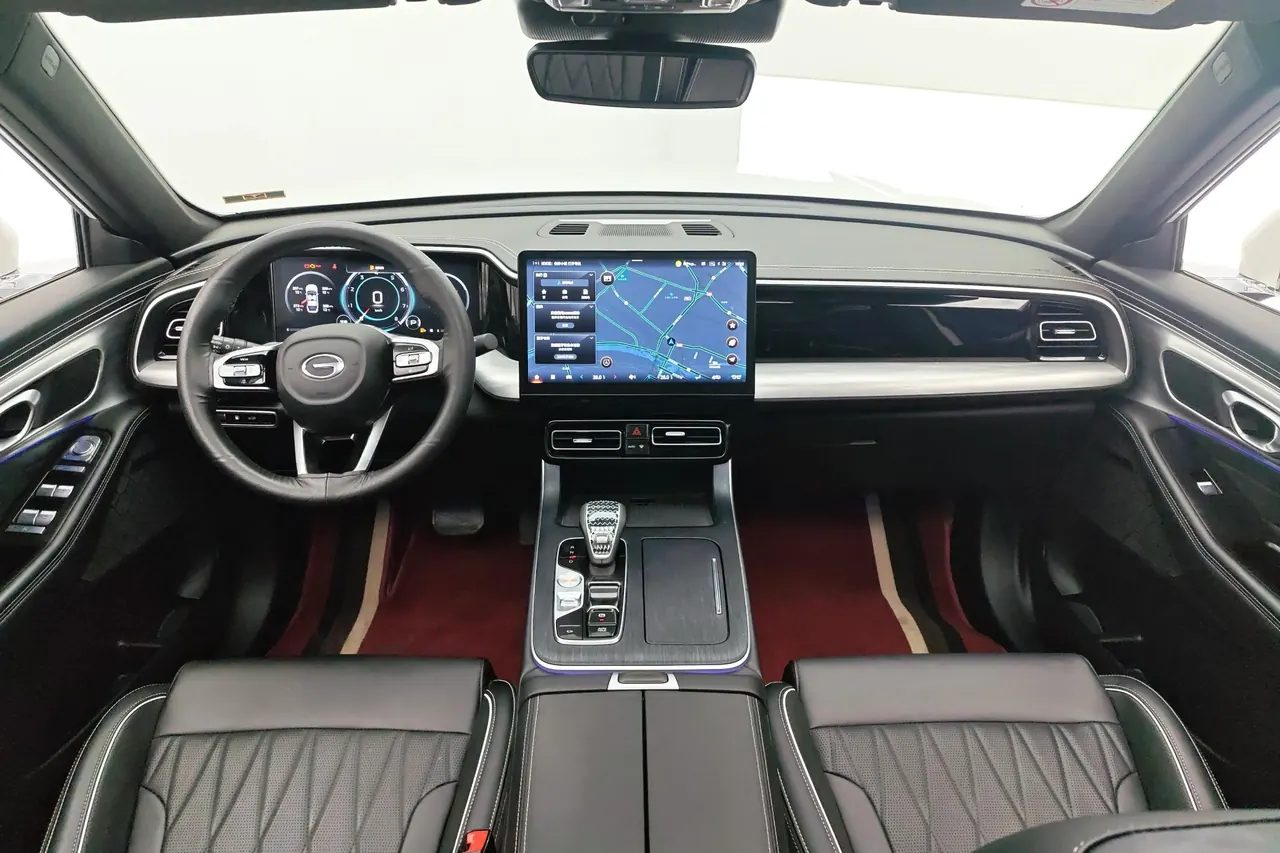 Trumpchi 2025 GS8 2.0TGDI Leading Series, Two-Wheel Drive Luxury Version, 5-Seater, Automatic Transmission 3