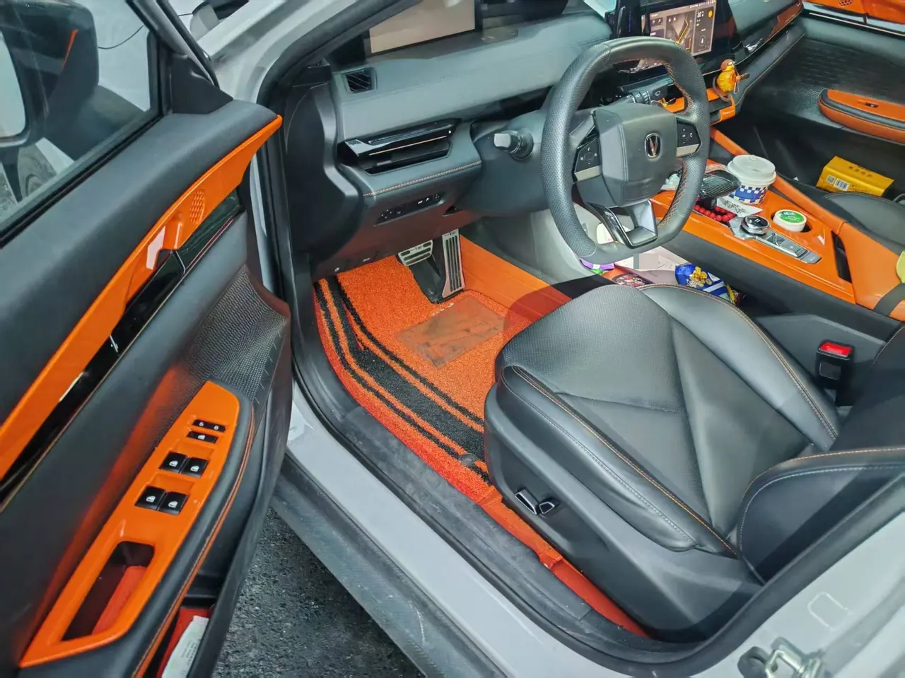 ChangAn 2022 UNI-V 1.5T honorable automatic gear 3