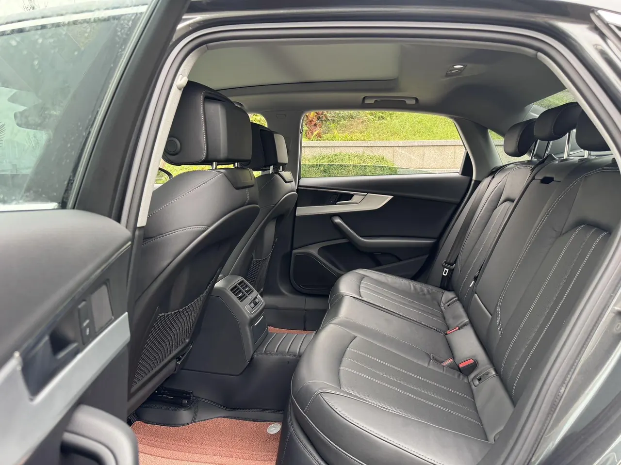 Audi 2020 A4L 2.0TFSI 40TFSI Deluxe Dynamic Automatic 6
