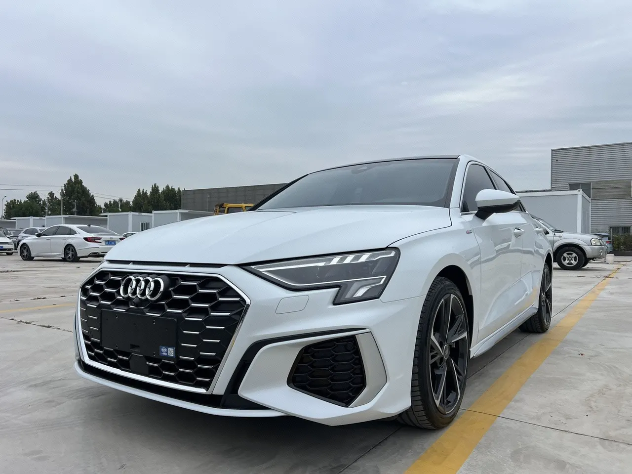 Открыть галерею: Audi 2023 A3 Sportback 1.4TFSI 35TFSI Fashion Sports (Modified) Automatic Gear
