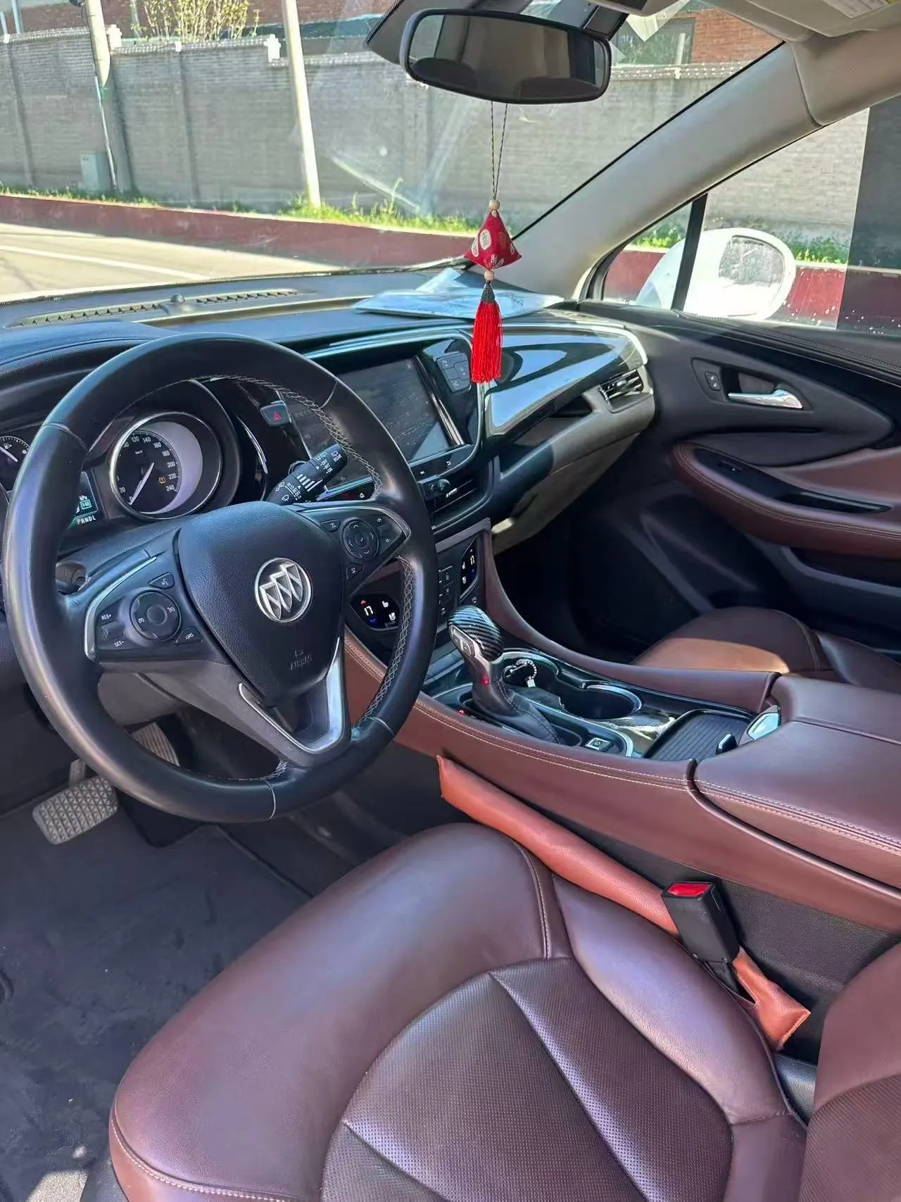 Buick 2020 Angkewei 1.5T 20T Two-Drive Luxury Automatic Gear 7