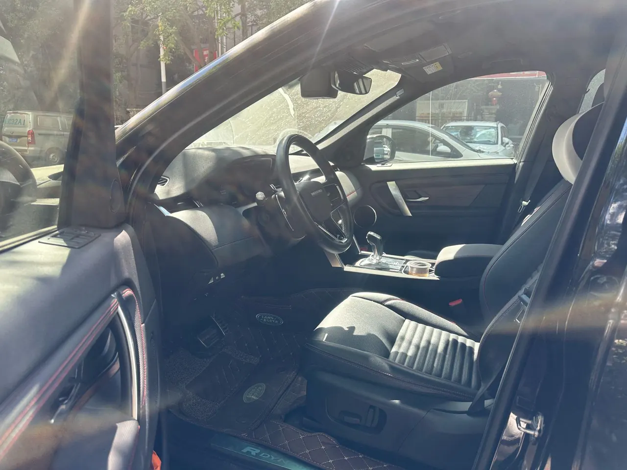 Land Rover 2022 Discovery Sports Edition 48V 2.0T 249PS R-Dynamic S Performance Edition Automatic Gear 3
