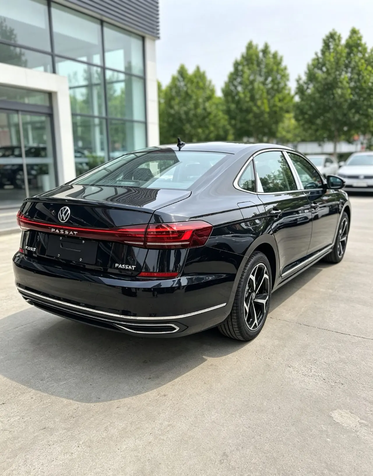 Volkswagen 2026 Passat 2.0TSI 330TSI outstanding star elite edition automatic gear 5