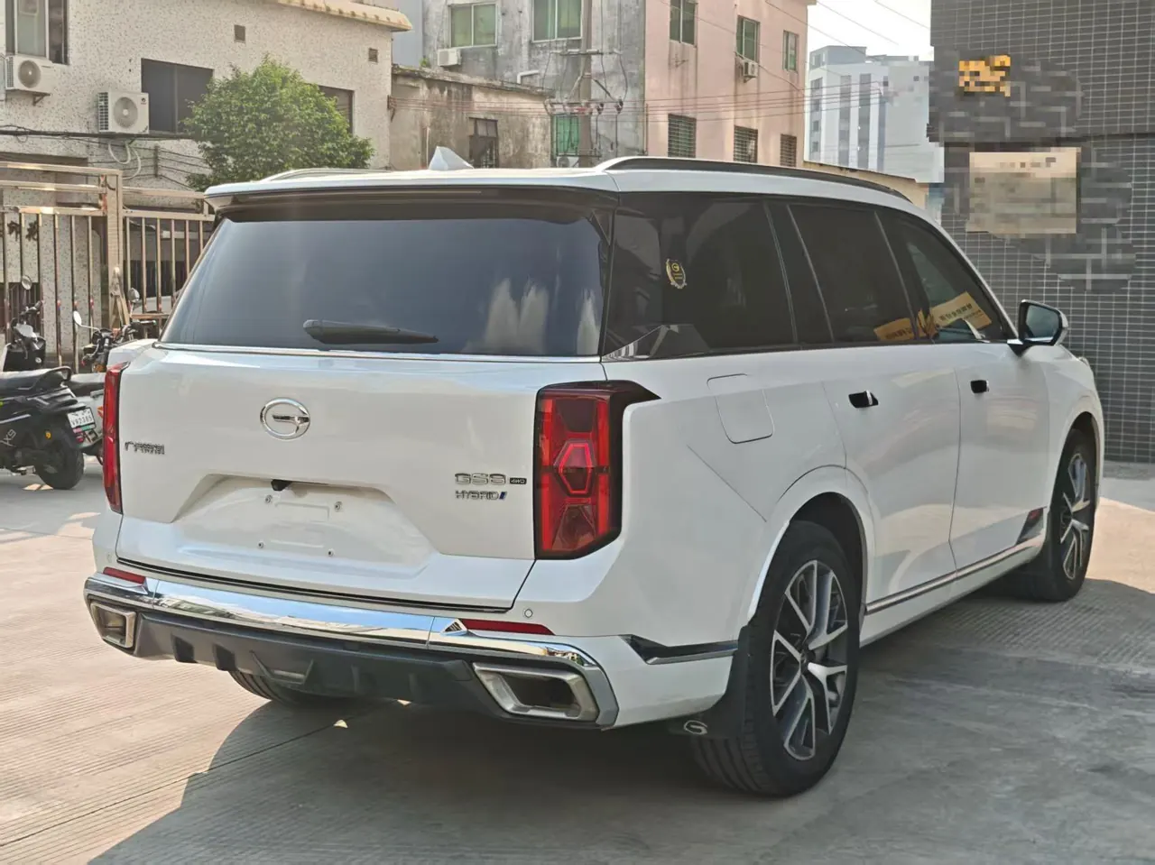 Chuanqi 2022 GS8 Hybrid 2.0TM Stepless Four-wheel Drive Premium Edition Seven-seat Automatic Gear 6