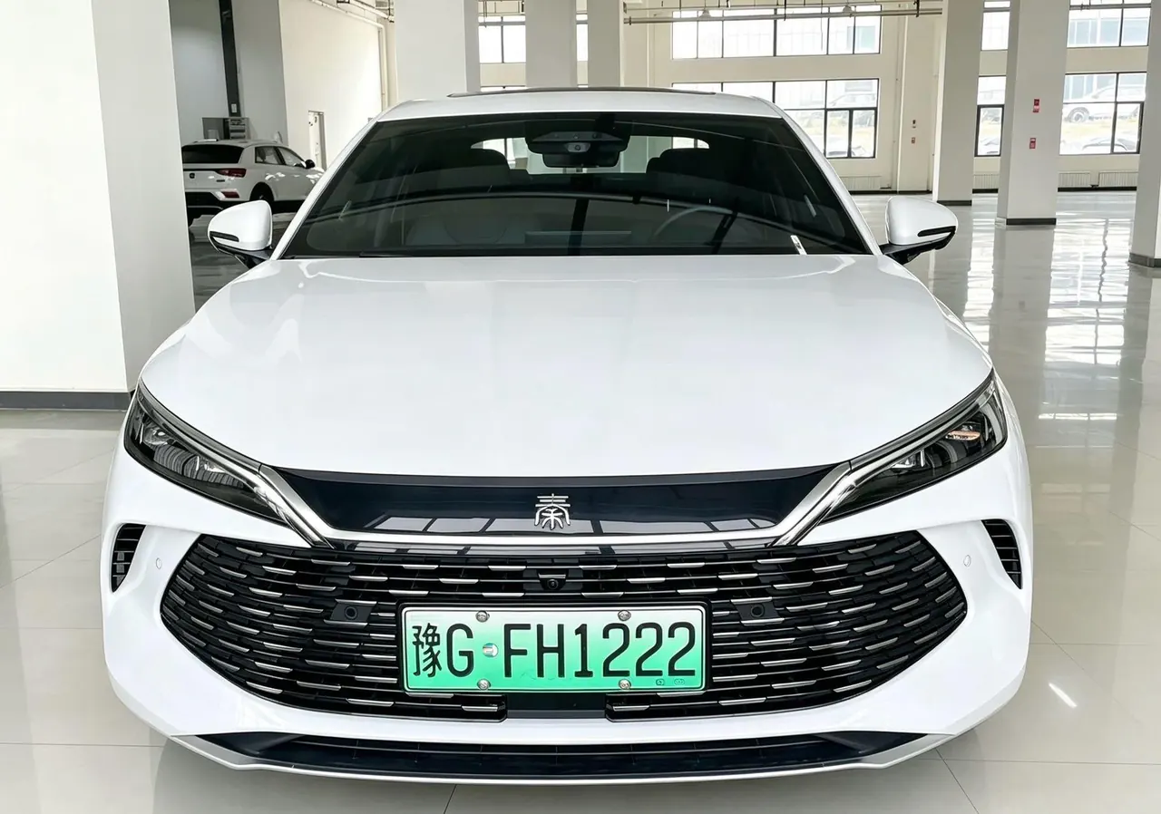 BYD 2025 Qin L DM-i 1.5 stepless smart driving version 120KM Exceed automatic gear 3