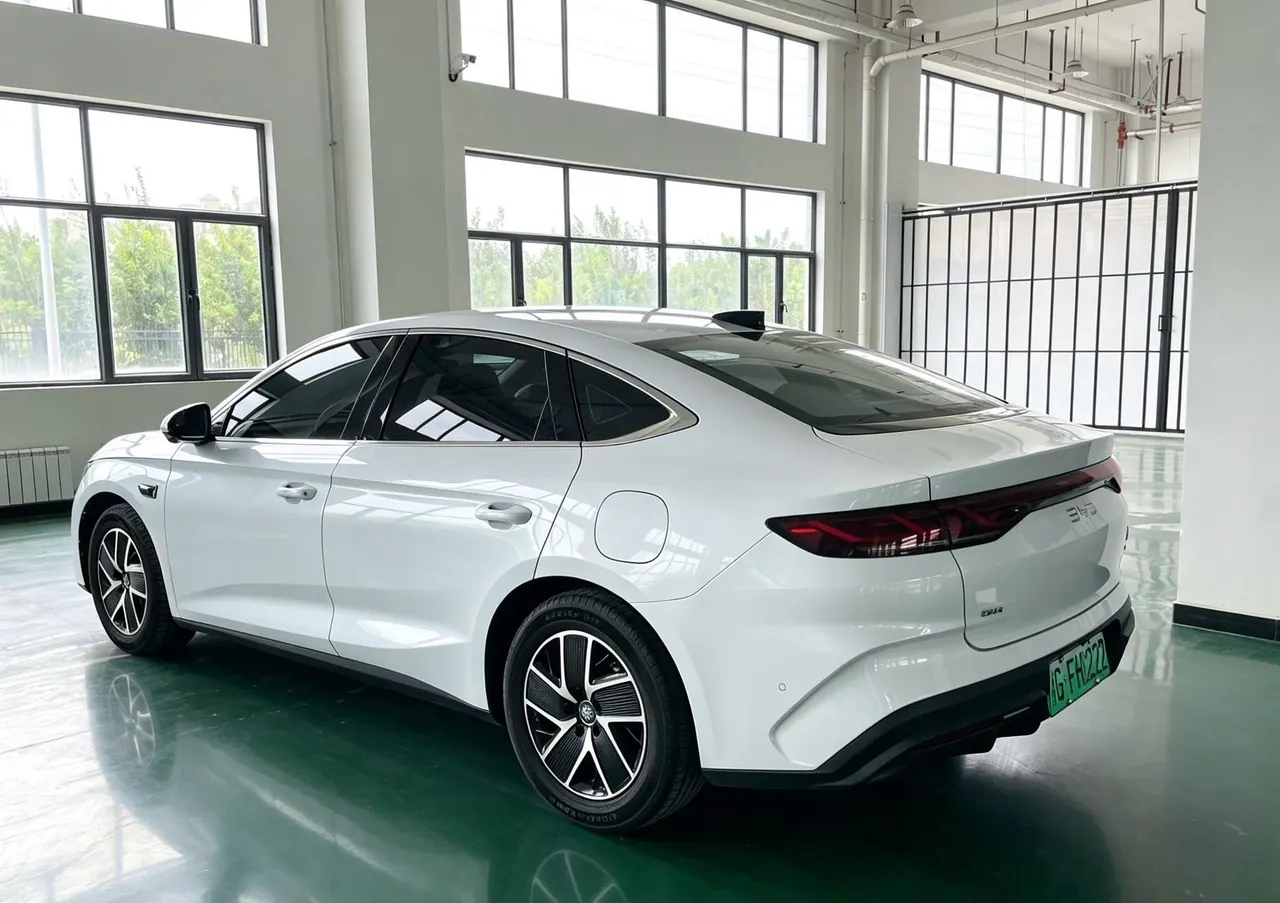 BYD 2025 Qin L DM-i 1.5 stepless smart driving version 120KM Exceed automatic gear 4