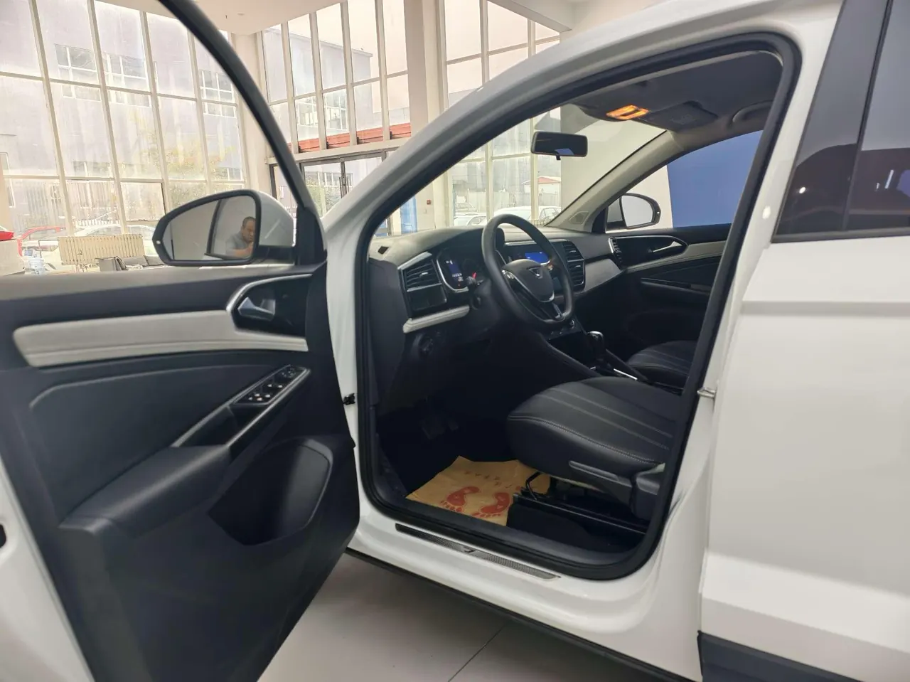 Jetta 2023 Jetta VS5 1.4TSI 280TSI progressive automatic 4