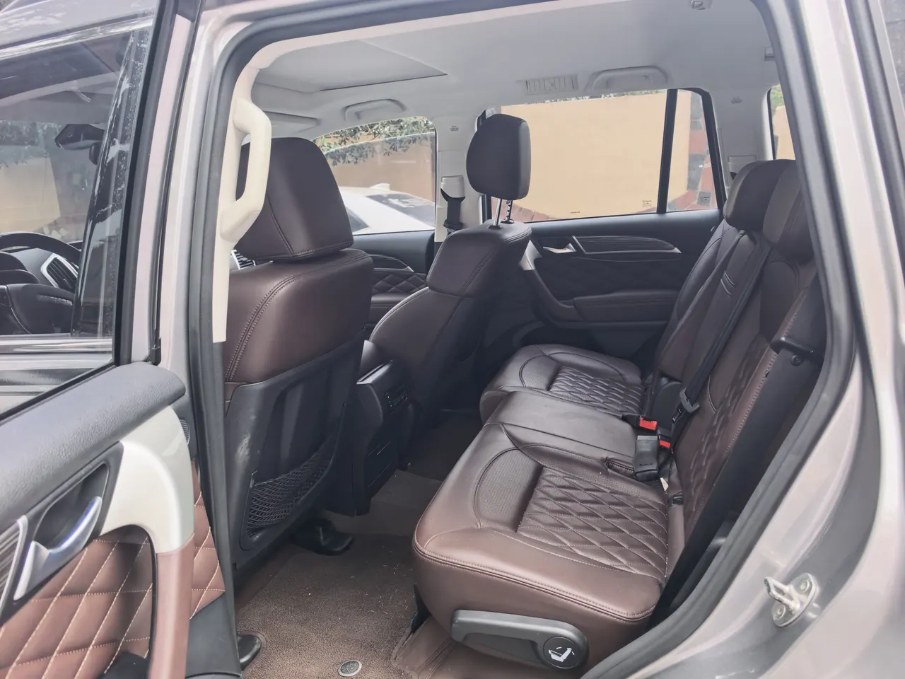Haval 2020 H9 2.0T 4-wheel drive luxury 7-seat automatic gear 7