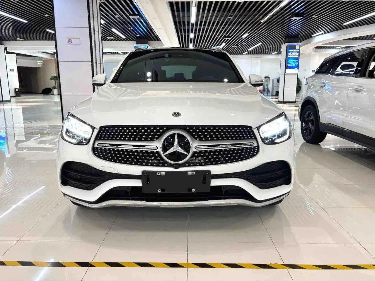 Mercedes Benz 2020 GLC 300 L 4MATIC 2.0T Dynamic (Modified) Automatic Gear 2