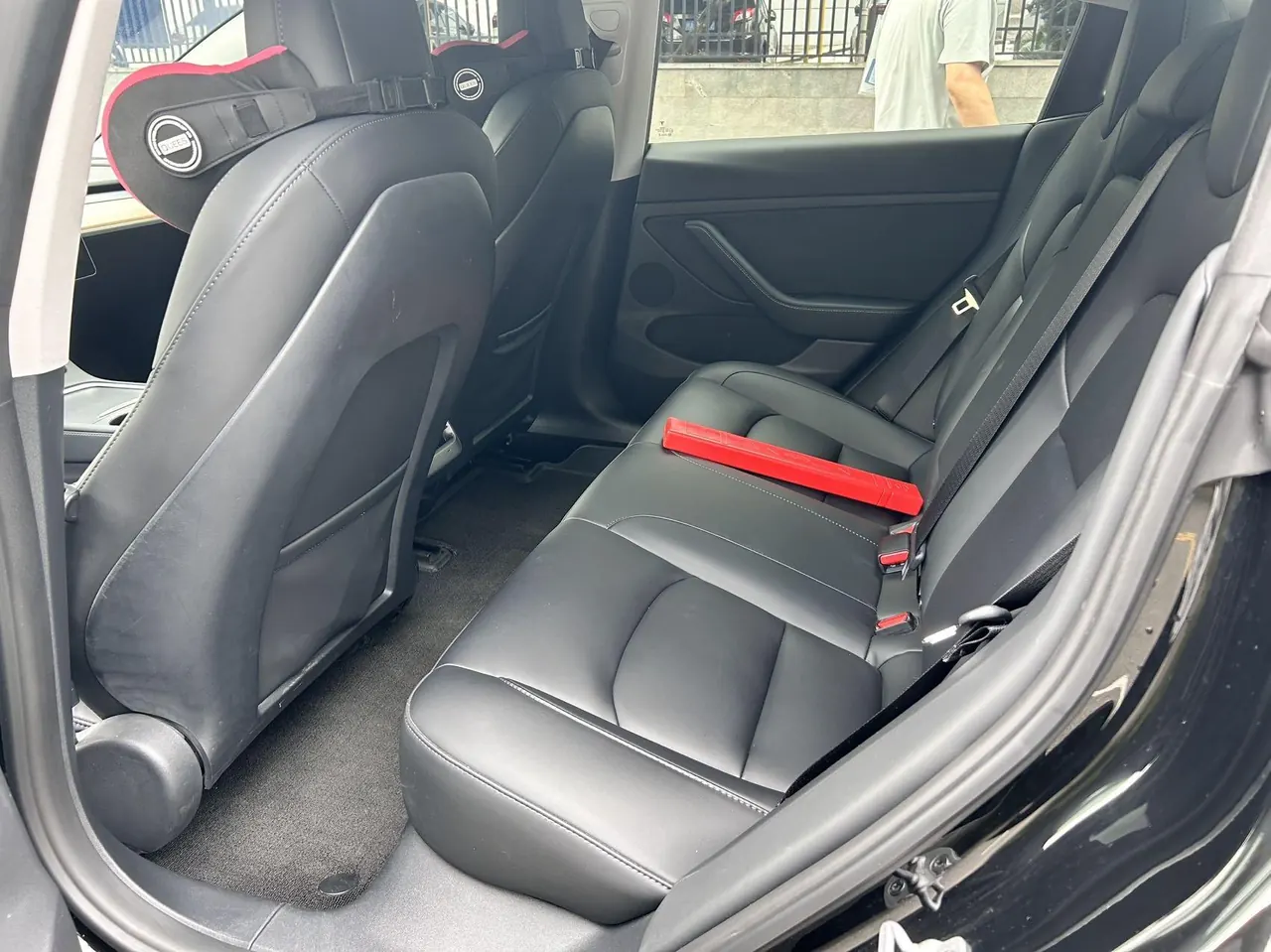 Tesla 2022 Model 3 rear-wheel drive version of automatic transmission 3