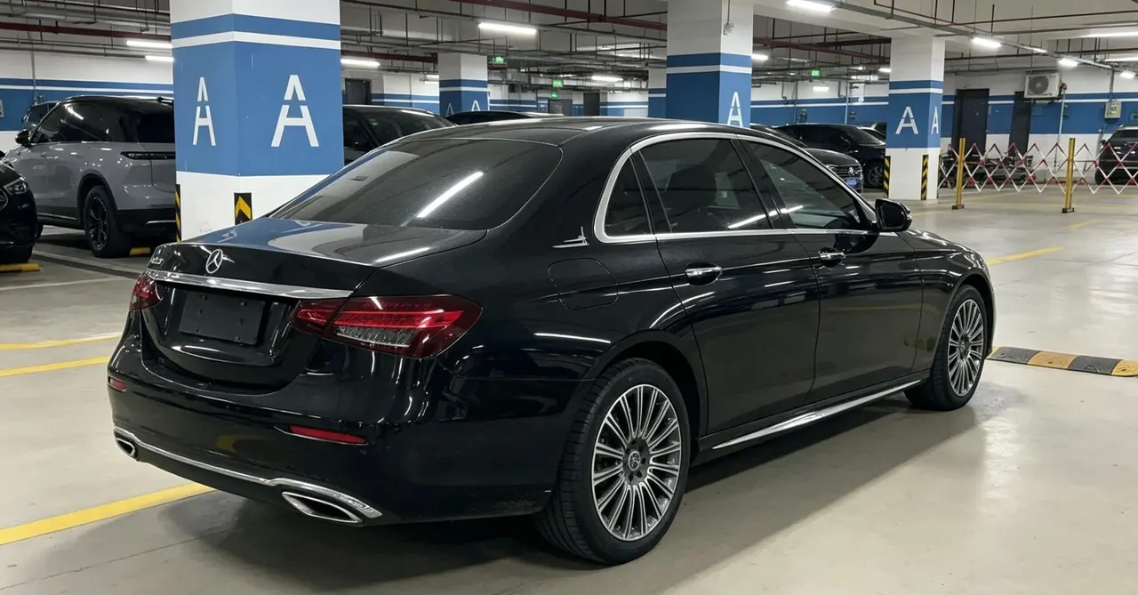 Mercedes Benz E Class 2021 E 300 L 2.0T Honorable Automatic Gear 2