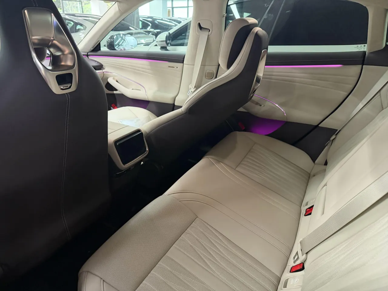 MI 2026 SU7 Max automatic gear 3