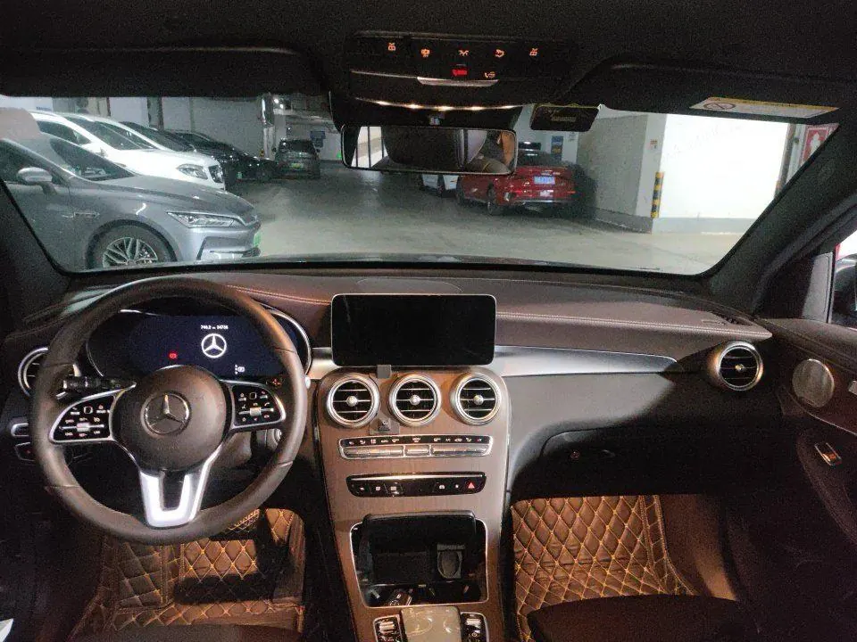 Mercedes Benz 2021 GLC 300 L 4MATIC 2.0T Luxury Automatic 3