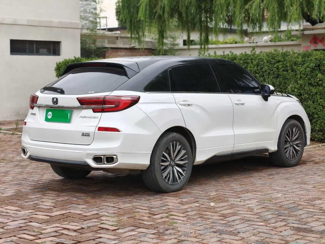 Honda 2020 Crown Road 2.0T 370TURBO Two-Drive Deluxe Automatic Gear 6