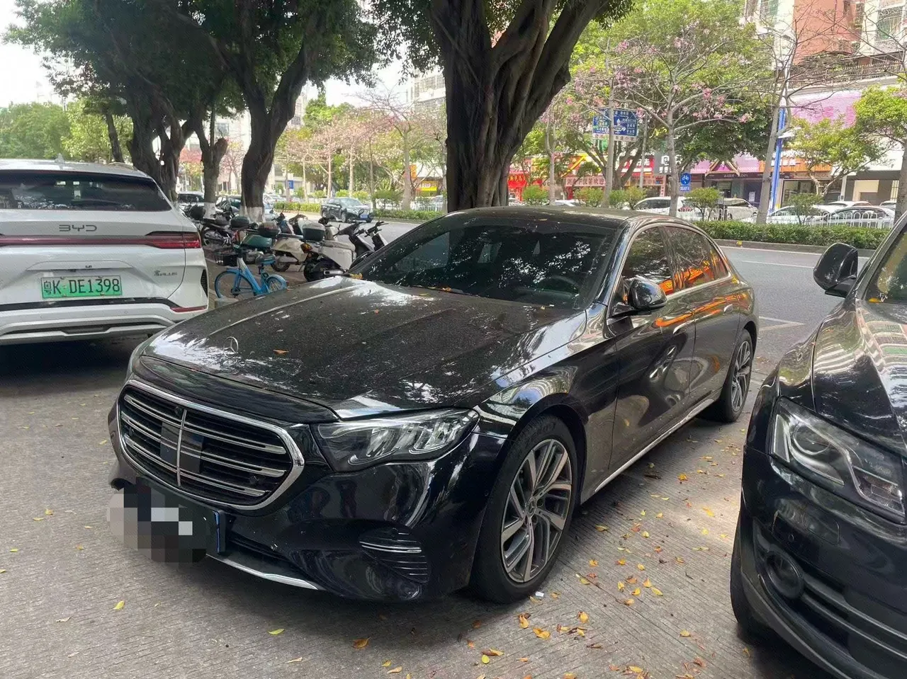 Открыть галерею: Mercedes Benz E Class 2026 E 300 L 48V 2.0T Fashion (Modified) Automatic Gear