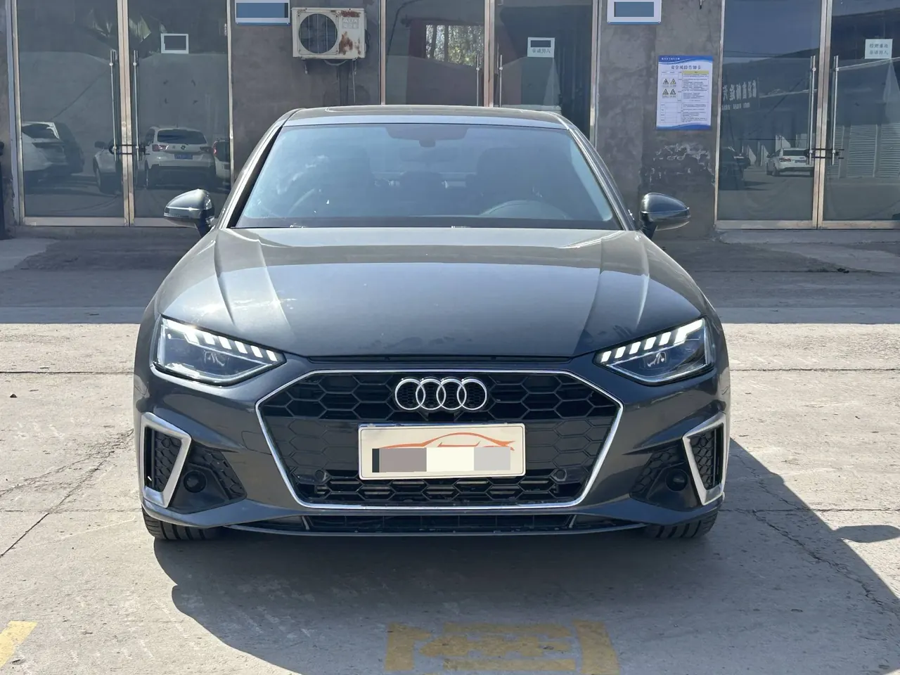 Audi 2020 A4L 2.0TFSI 40TFSI Fashion Dynamic Automatic 2