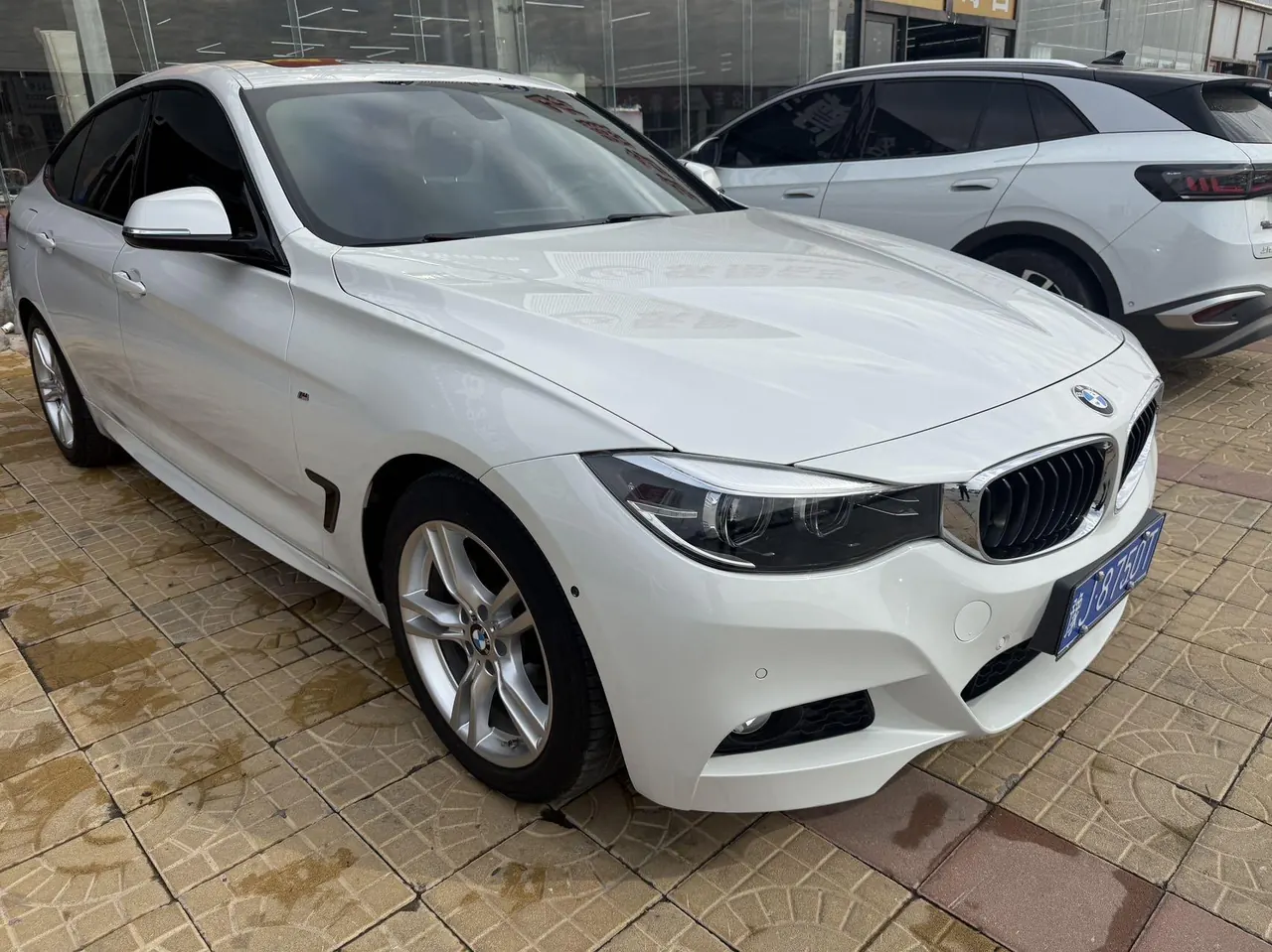 BMW 3 Series GT (Imported) 2020 GT 320i 2.0T M Sports Suit Automatic Gear 3