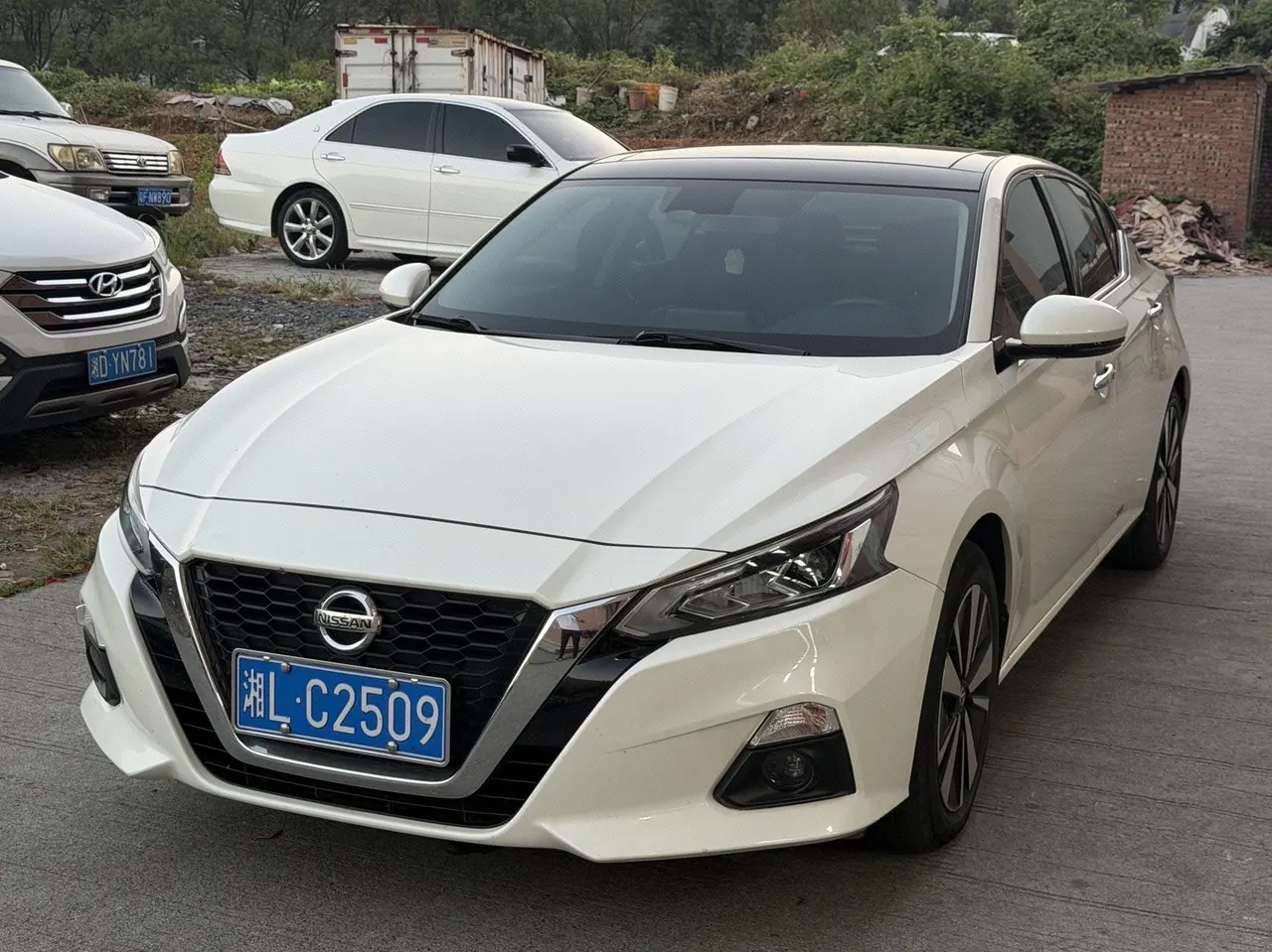 Открыть галерею: Nissan 2021 Teana 2.0 Stepless XL Comfort Edition Automatic Gear