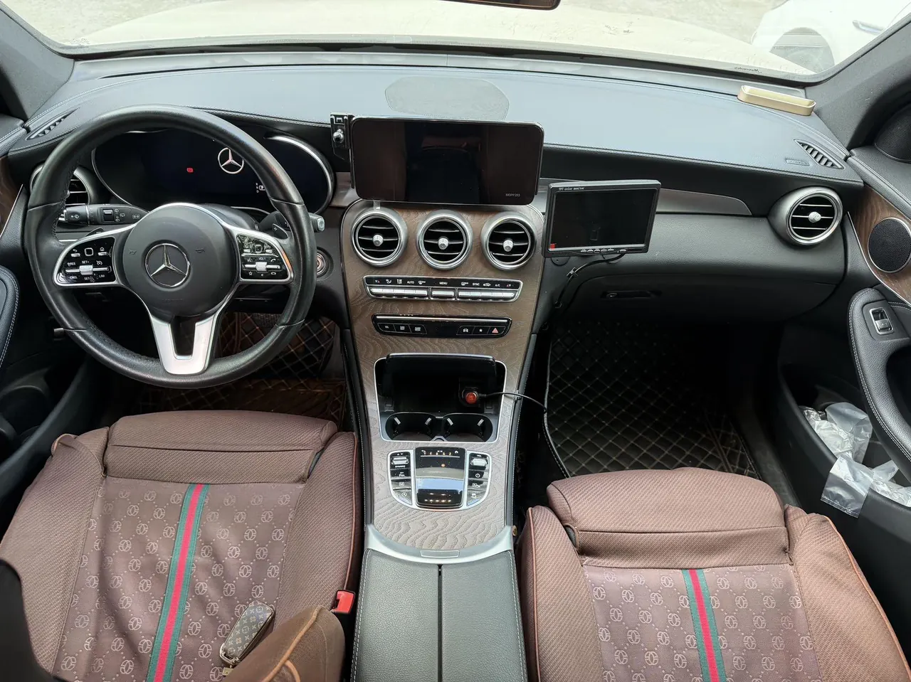 Mercedes Benz 2020 GLC 300 L 4MATIC 2.0T Dynamic (Modified) Automatic Gear 6