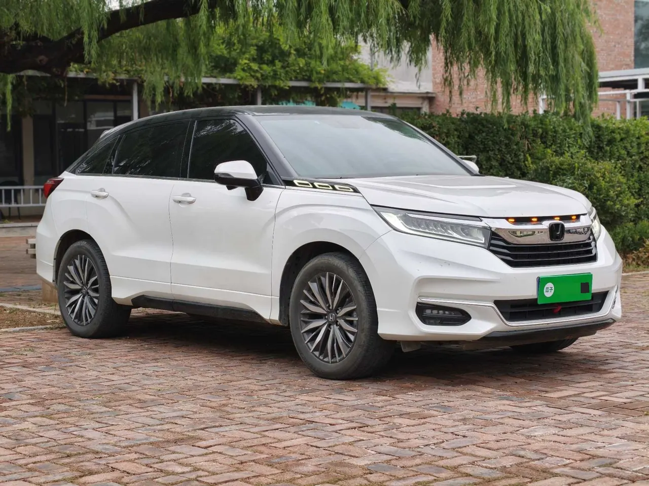 Honda 2020 Crown Road 2.0T 370TURBO Two-Drive Deluxe Automatic Gear 5