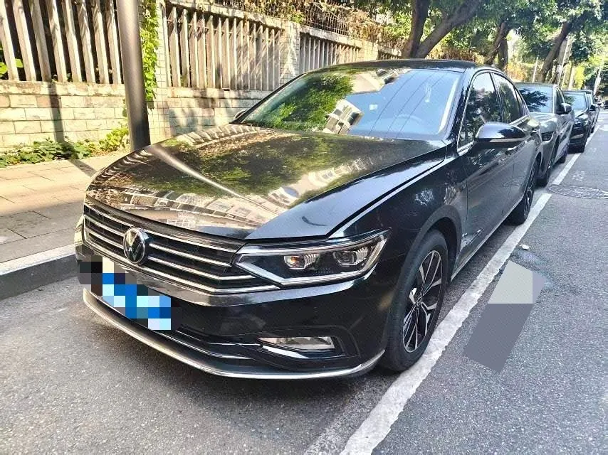 Volkswagen 2020 Magotan 2.0TSI 330TSI Leading Automatic - View 1