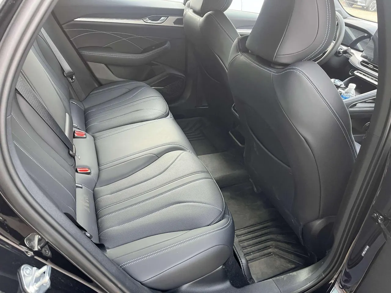 Geely 2026 Xingrui i-HEV 1.5 Zhiqing Hybrid Wangshu Edition Automatic Gear 5