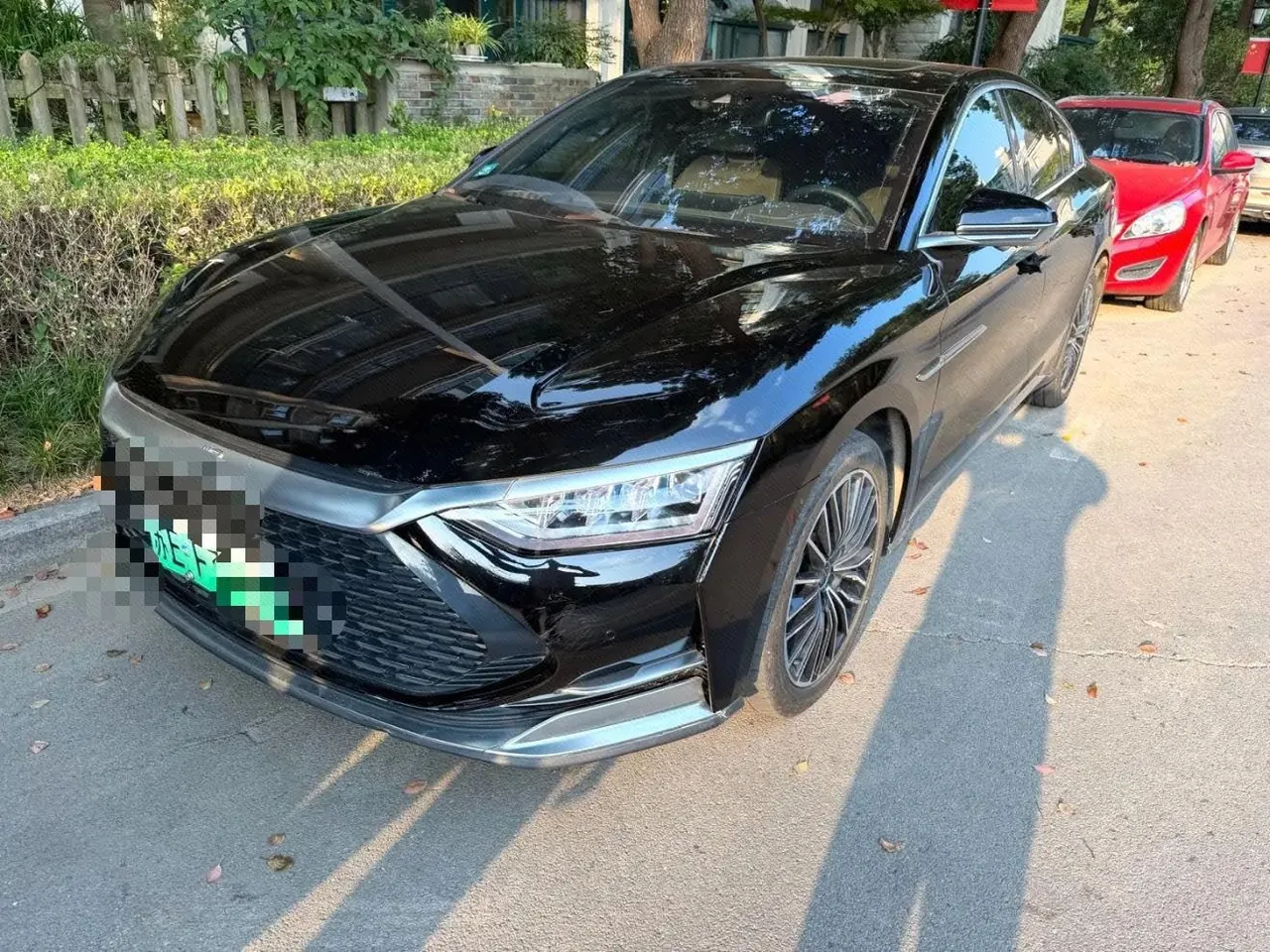 BYD 2020 Han DM 2.0T four-wheel drive performance version luxury automatic gear - View 1