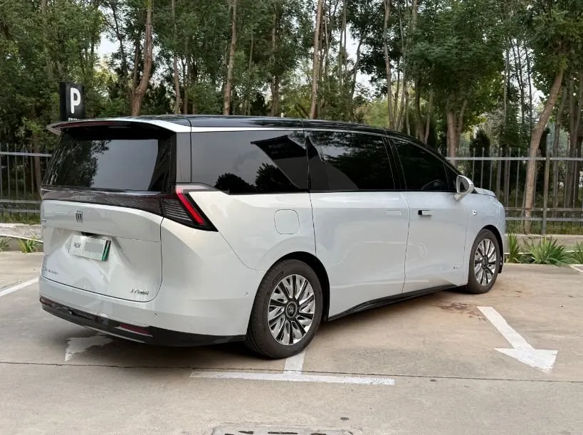 Buick 2026 to the world family 1.5T luxury version of automatic gear 3