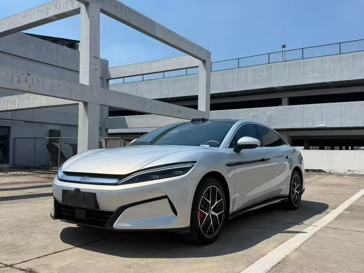 BYD 2025 Han L EV four-wheel drive laser Radar flagship automatic gear - View 1