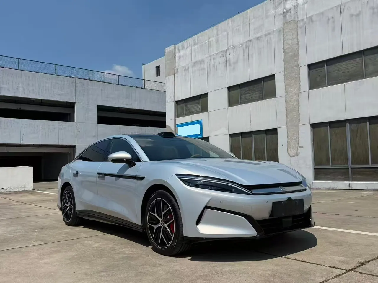 BYD 2025 Han L EV four-wheel drive laser Radar flagship automatic gear 2