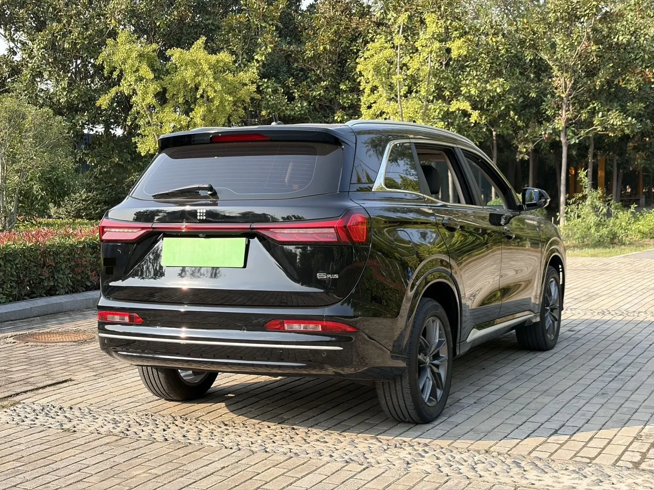 LanDian 2025 LanDian E5 PLUS 1.5 Stepless 165km Long Endurance First Edition 7-seat Automatic Gear 10
