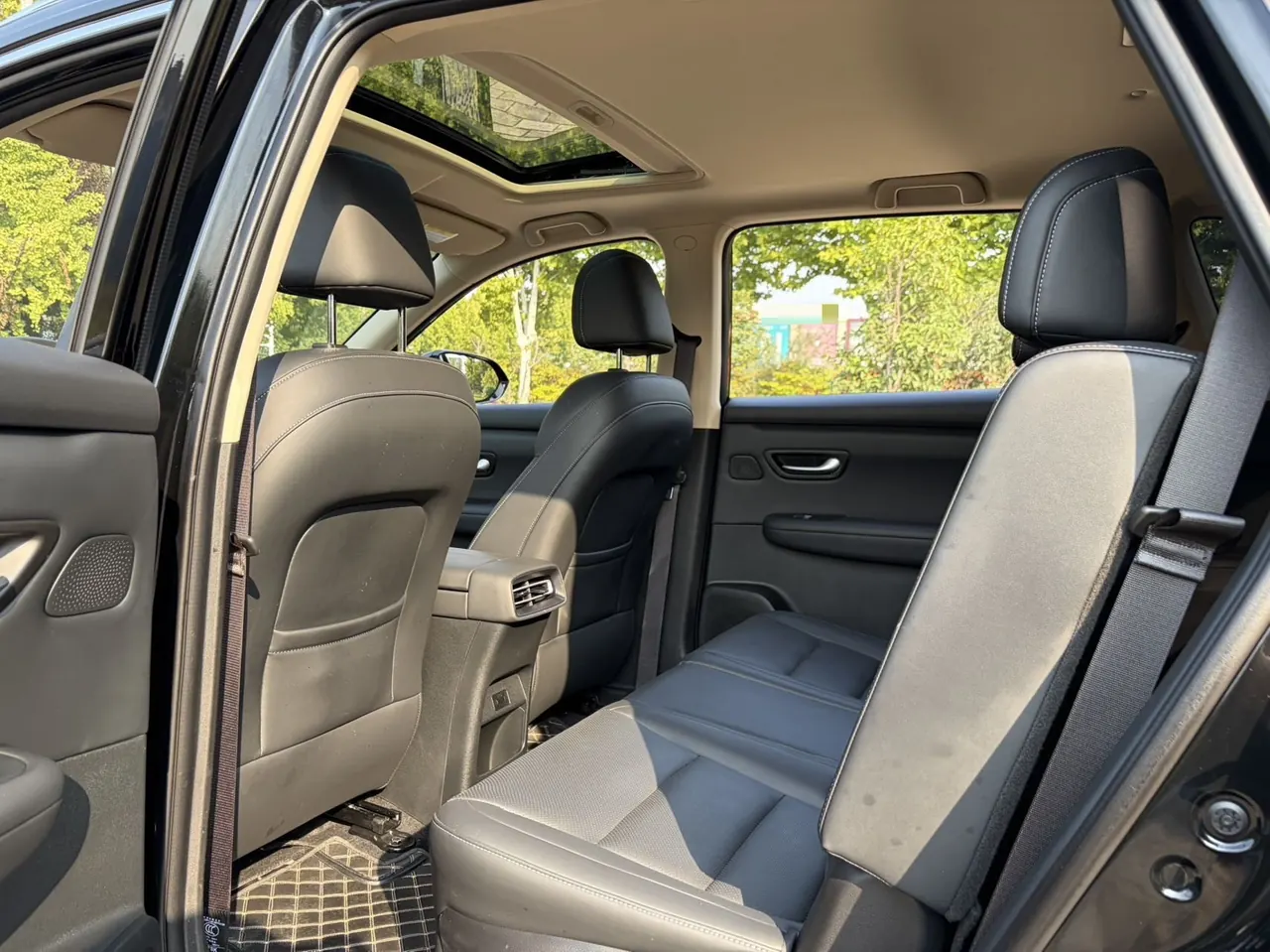 LanDian 2025 LanDian E5 PLUS 1.5 Stepless 165km Long Endurance First Edition 7-seat Automatic Gear 5