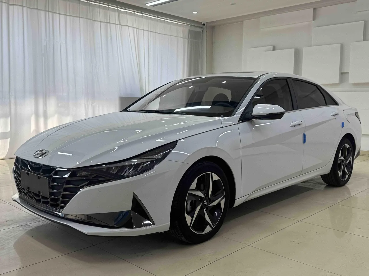 Hyundai 2023 Elantra -3-compartment 1.5 Stepless GLS Leading Edition Automatic Gear - View 1