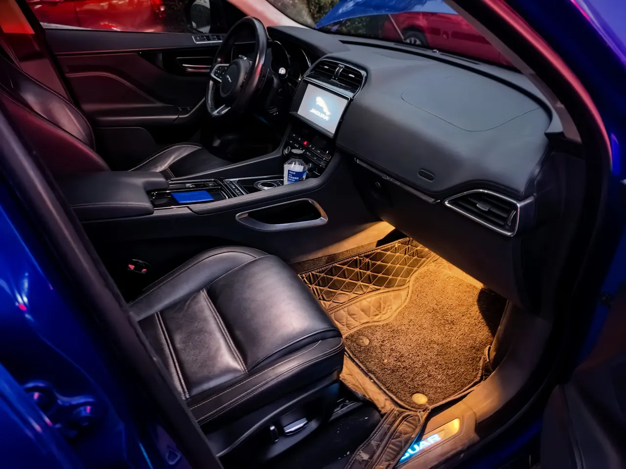 Jaguar F-PACE (Imported) 2020 F-PACE 2.0T City Premium Edition Automatic Gear 4