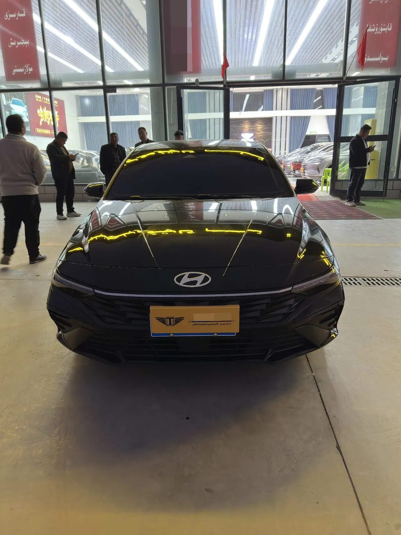 Hyundai 2023 Elantra -3-compartment 1.5 stepless LUX premium automatic gear 2