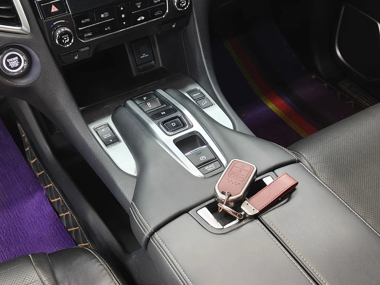 Honda 2020 Crown Road 2.0T 370TURBO Two-Drive Deluxe Automatic Gear 8