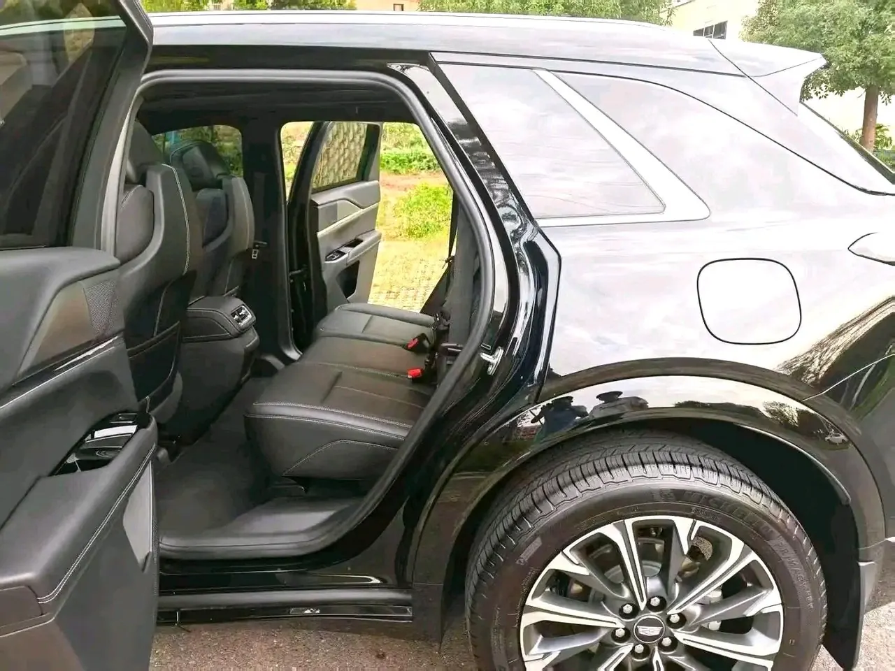 Cadillac 2026 XT5 48V 2.0T Metropolitan Automatic Gear 6