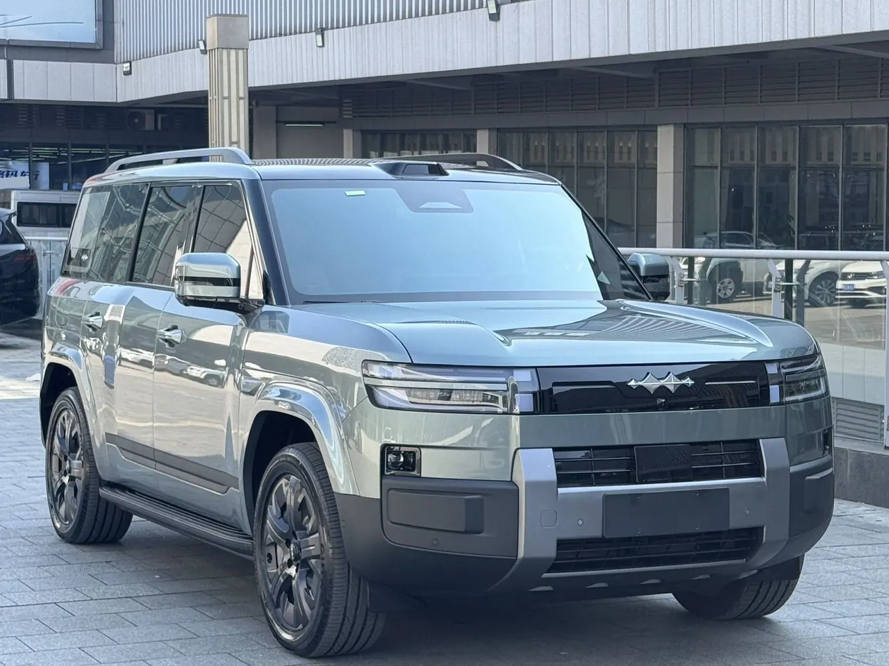 FangChengBao 2026 titanium 7 EV 675KM four-wheel drive flash version automatic gear 3